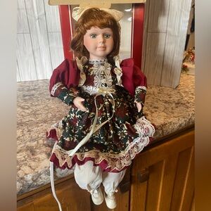 Christmas Animated sitting Doll (90s)